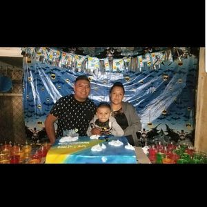 Meet your Posher, Elias